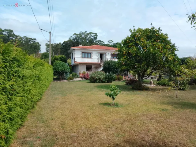 GRAN CASA CON VISTAS AL MAR, 1320M2 DE PARCELA Y 320M2 CONST - foto 2