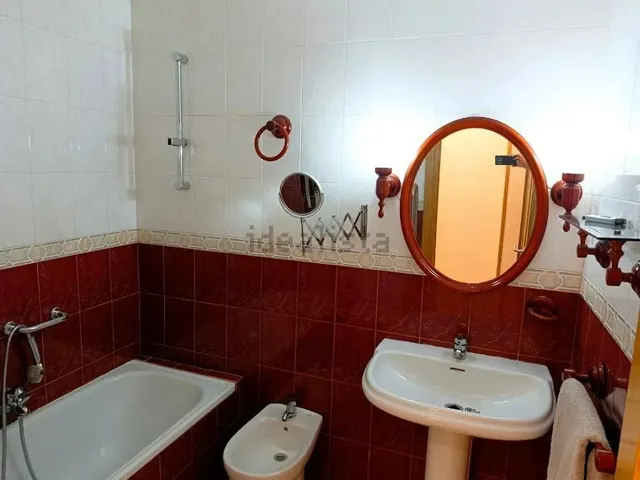 Amplio piso en el Corazón de Alicante, Perfecta para Vivir y Disfrutar — 9