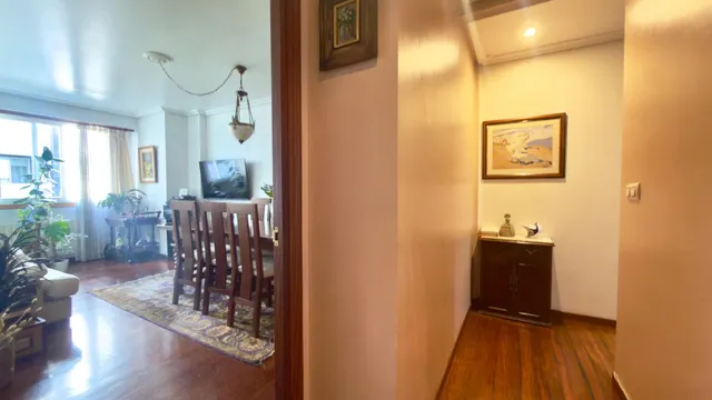 Piso en Venta - Centro de Orense 3 habitaciones 2 baños y ascensor — 18