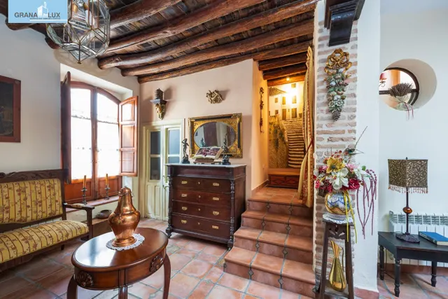 GRAN CASA EN ALBAICÍN BAJO. — 6