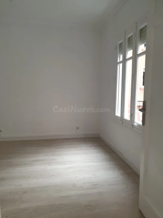 Turó Park - Piso totalmente reformado , tres habitaciones ,  - foto 2