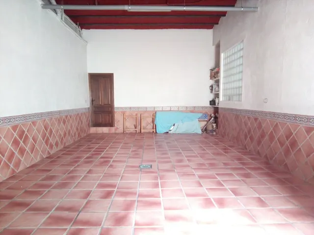 FANTÁSTICA VIVIENDA CON PISCINA — 12