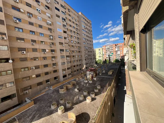 Piso en alquiler junto colegio Regina Mundi - foto 4