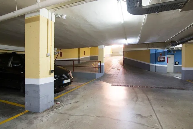 Magnifica vivienda con garaje en vergeles, junto a palacio de deportes — 29