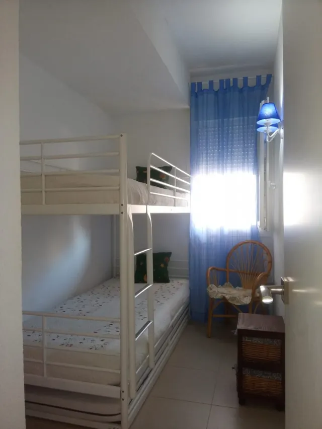 Alquiler de temporada /Uso distinto de Vivienda - 2 Dormitorios - Avenida — 17