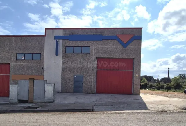 NAVE INDUSTRIAL EN EL POLIGONO INDUSTRIAL TOSSES, AMPOSTA - foto 2