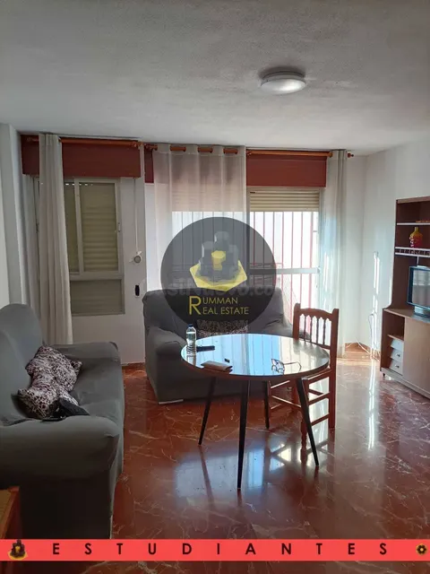 EST/ Piso de TRES dormitorios en Plaza de Toros