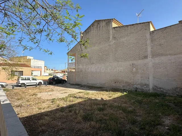 Parcela céntrica en la Cava para construcción de casa — 4