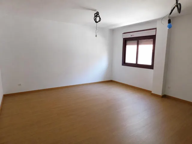 Piso en planta baja de 1 Dormitorio con Garaje y Trastero — 7