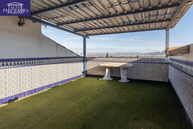Casa adosada con terraza, vistas a Granada y Sierra Nevada, garaje y sótano — 32