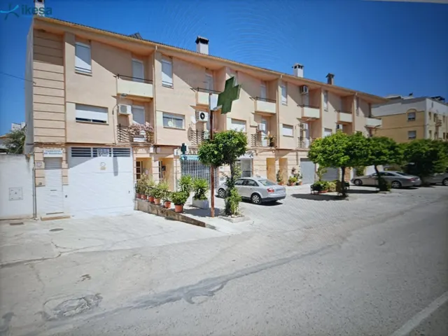 Plaza de garaje en Rute !!!.