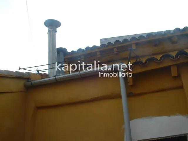 Casa a la venta en La Vila de Ontinyent. — 14