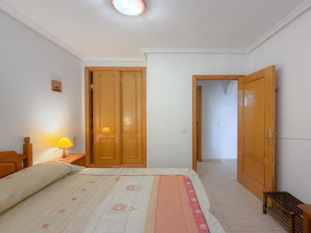 Parquemar! Exclusivo y Único, apartamento tipo bungalow con Colosal Terraza privada en urbanización privilegiada con preciosa piscina comunitaria (400 mts playa) — 26