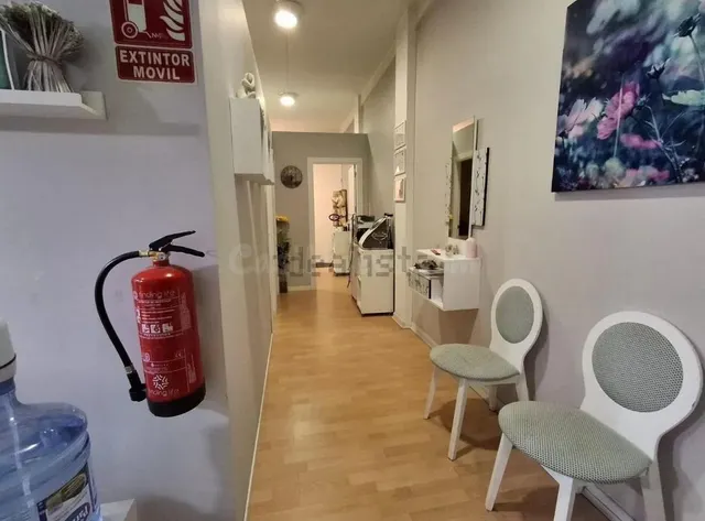 SE ALQUILA COMERCIAL EN COUTO, CALLE ERVEDELO 35 - foto 4