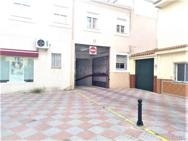 Venta de Garaje en Tomares - Sevilla - foto 3