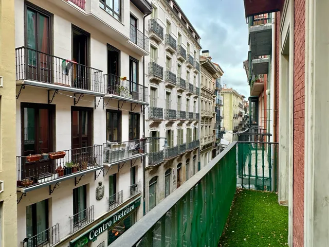 Se vende precioso piso en la calle san antón de Pamplona — 38