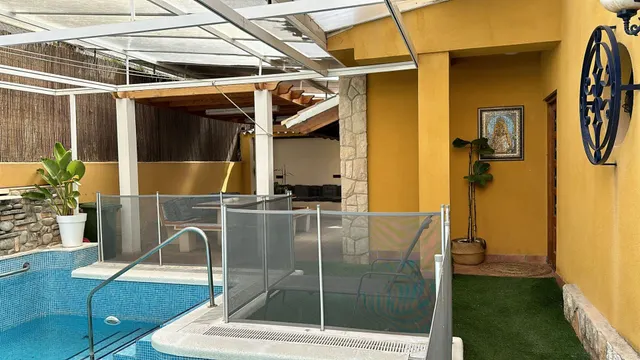 Exclusivo Chalet en Primera Línea de Mar en Santa Pola — 16