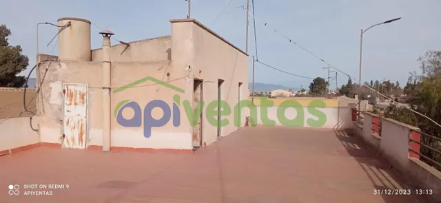 Casa con terreno y nave, LA ESCUCHA — 39