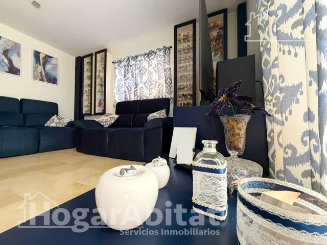 Privacidad y vida al aire libre en este exclusivo chalet con jardín, buhardilla y garaje en Masías — 39