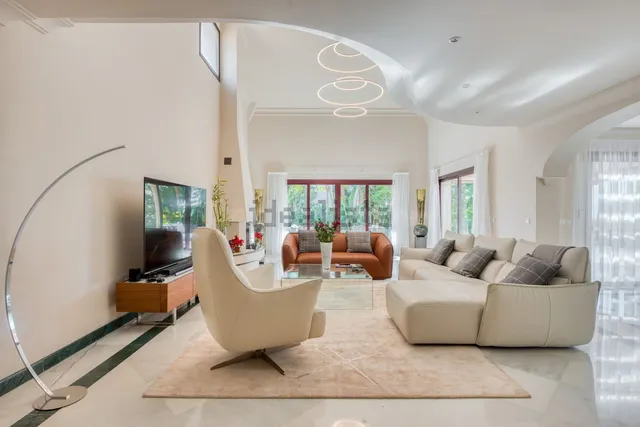 Villa 5 habitaciones 1325m² en alquiler - Costa del Sol - foto 2