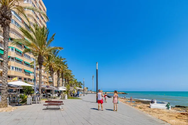 BAR / RESTAURANTE EN VENTA EN TORREVIEJA, ZONA PLAYA DEL CURA — 37