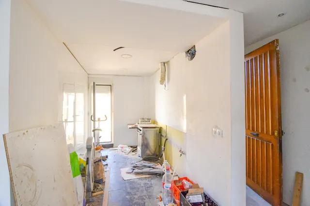 Urbis te ofrece un piso y estudio en venta en zona Salas Bajas, Salamanca. — 8