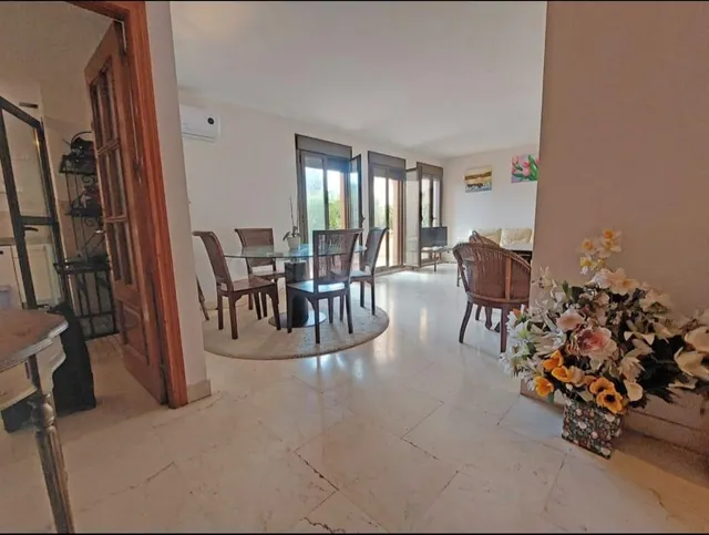PLANTA BAJA CON TERRAZAS Y PISCINA A 100 M DE LA PLAYA EN PO - foto 5