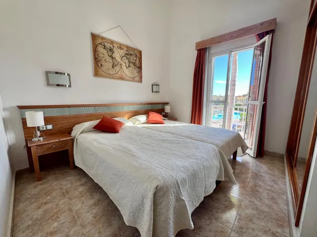 Luminoso y acogedor bungalow en alquiler — 8
