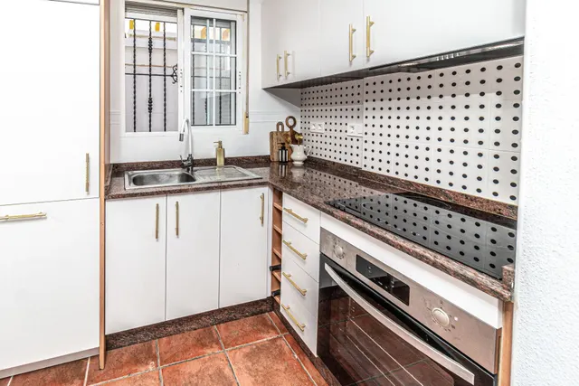 Adosado de 3 dormitorios 2 baños en Orihuela Costa ¡Tu hogar ideal en Las Chismosas! ✨ — 11