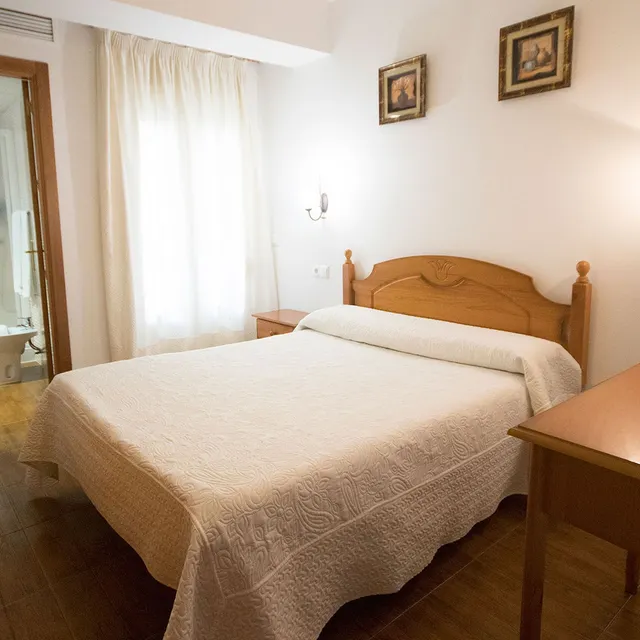 Hotel 33 habitaciones 1350m² en venta - South of spain — 29