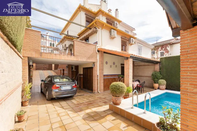 VIVIENDA PAREADA EN MONTELUZ — 11
