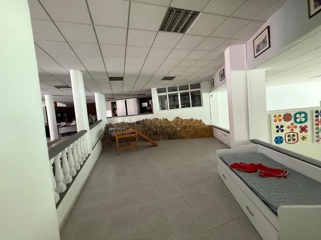 Gran Local en Venta en La Laguna - Espacio que Impulsa a tu Negocio — 11