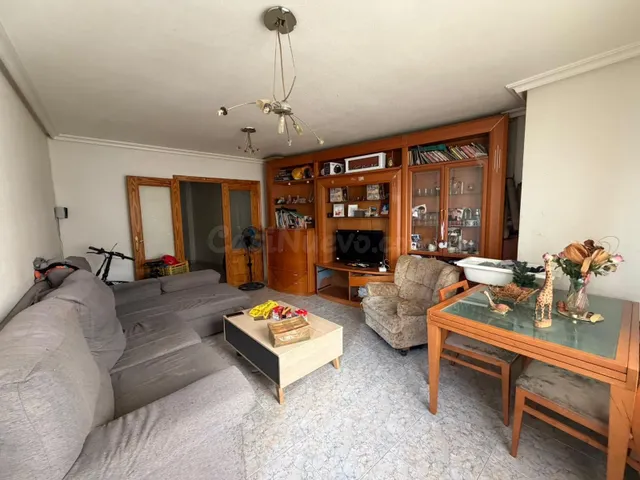 Amplio Apartamento a Reformar en Almoradí - foto 4