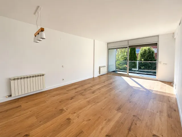 NUEVO PRECIO · Piso en el centro de Alella con terraza al sur, piscina, parking y trastero — 8