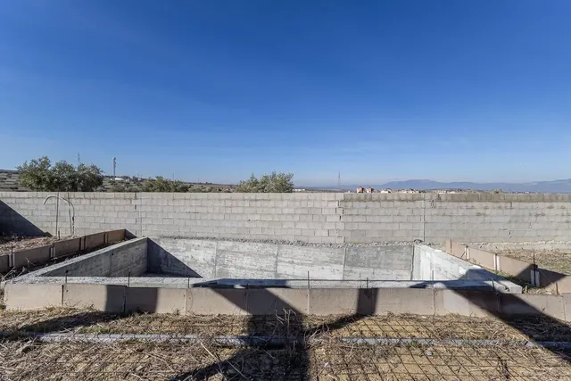 Parcela exclusiva con estructura de Chalet independiente y piscina en Urb. El Montecillo, Las Gabias — 25