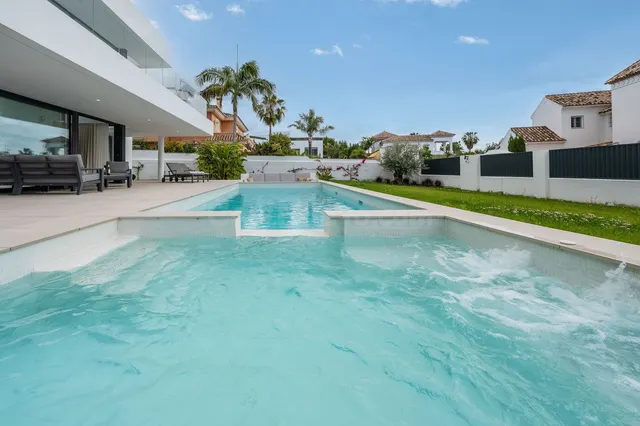 Chalet 5 habitaciones 642m² en venta - Marbella - foto 3