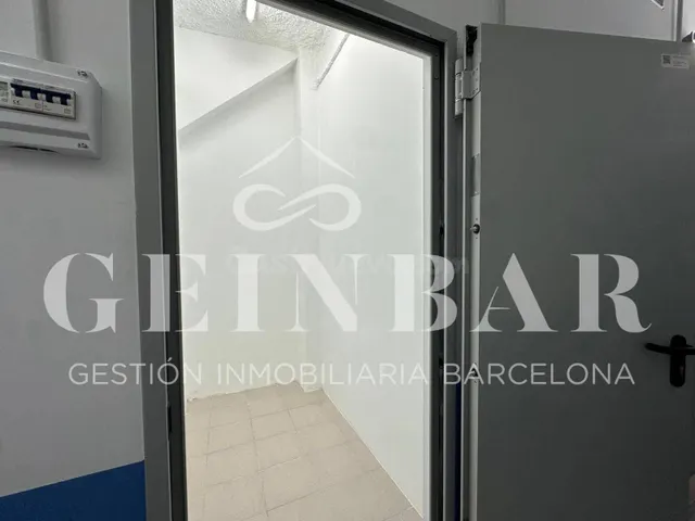 SE ALQUILA TRASTERO DE 4 m2 – ACCESO 24/7 - foto 5