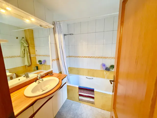 Exclusivo chalet en Portals Nous con 655 m2 de parcela, amplias terrazas y gran potencial — 16
