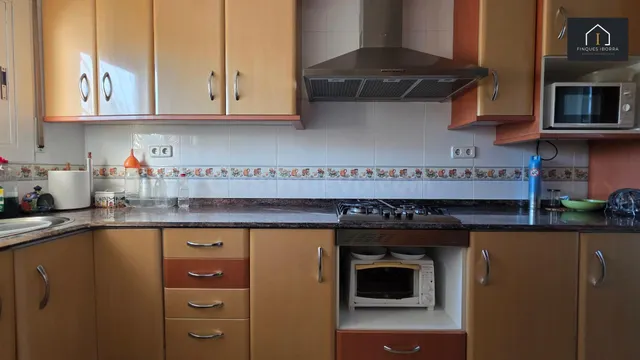 CASA INDEPENDIENTE CON DOBLE TERRENO EN NIAGARA PARK, TORDER - foto 5