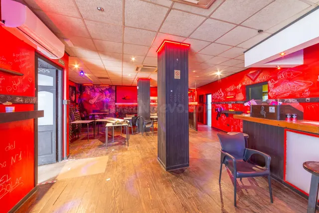 Local comercial 124m² en venta - Centro — 2