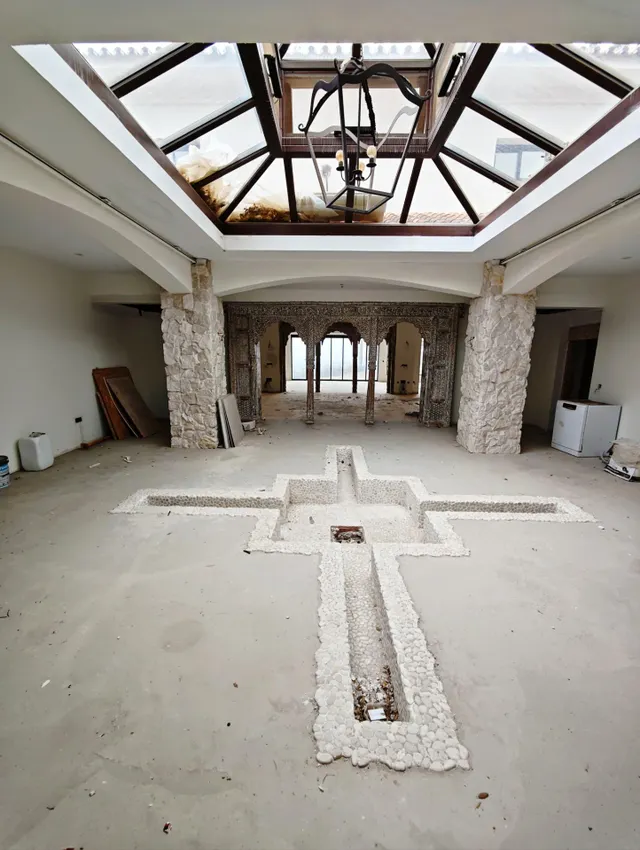 Villa semi reformada en la Mairena, 485m2 útiles, 3000m2 parcela, vistas abiertas a la montaña y mar al fondo — 45