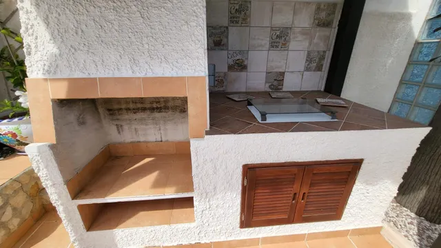 Chalet esquina de 3 Dormitorios y 3 Baños en parcela grande arreglada de 600m2 con piscina y garaje privado — 21