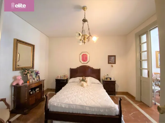 MAGNIFICA CASA EN EL CENTRO — 20