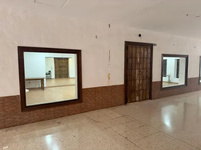Oportunidad !!!! Gran Local comercial en pleno centro de Arroyo de la Miel - Benalmadena — 4