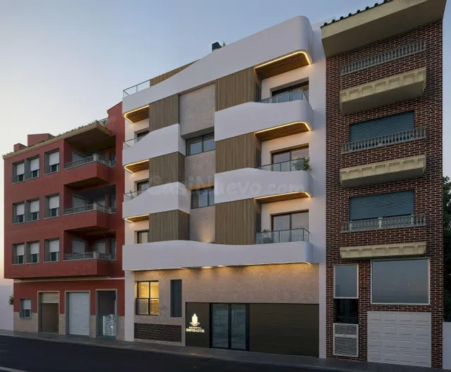 Apartamentos de nueva construcción en el centro de Guardamar del Segura — 2