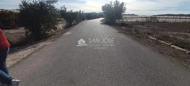 SE VENDE PARCELA DE TERRENO EN MONFORTE DEL CID — 5