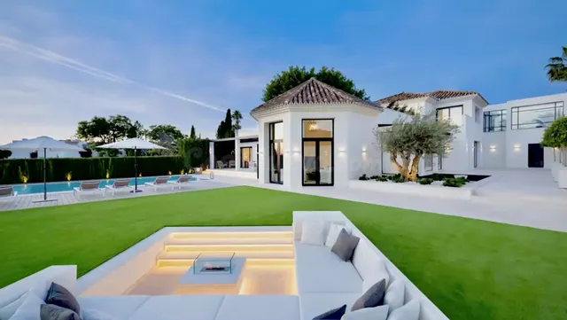 Chalet 5 habitaciones 553m² en venta - Marbella