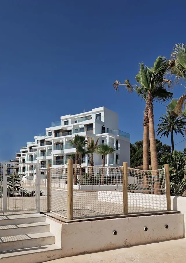 VIVIENDA MEDITERRANEA A ESCASOS METROS DEL MAR — 40