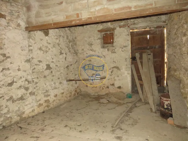 OPORTUNIDAD CASA A REFORMAR EN EL CASCO ANTIGUO DE BOCAIRENT(VALENCIA) — 11