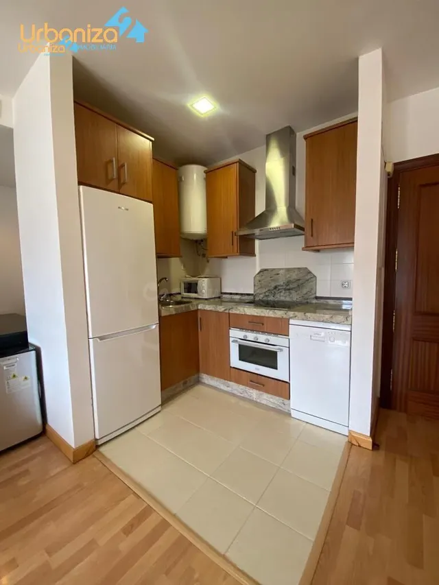BONITO APARTAMENTO EN RONDA SUR PARA ENTRAR A VIVIR DE 1 DORMITORIO CON TRASTERO — 5